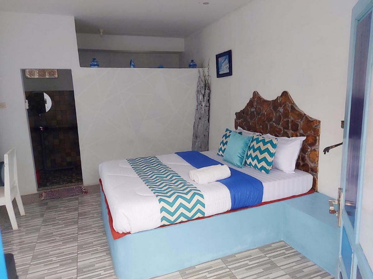 Blue Coral Homestay การีมุนยาวา ภายนอก รูปภาพ