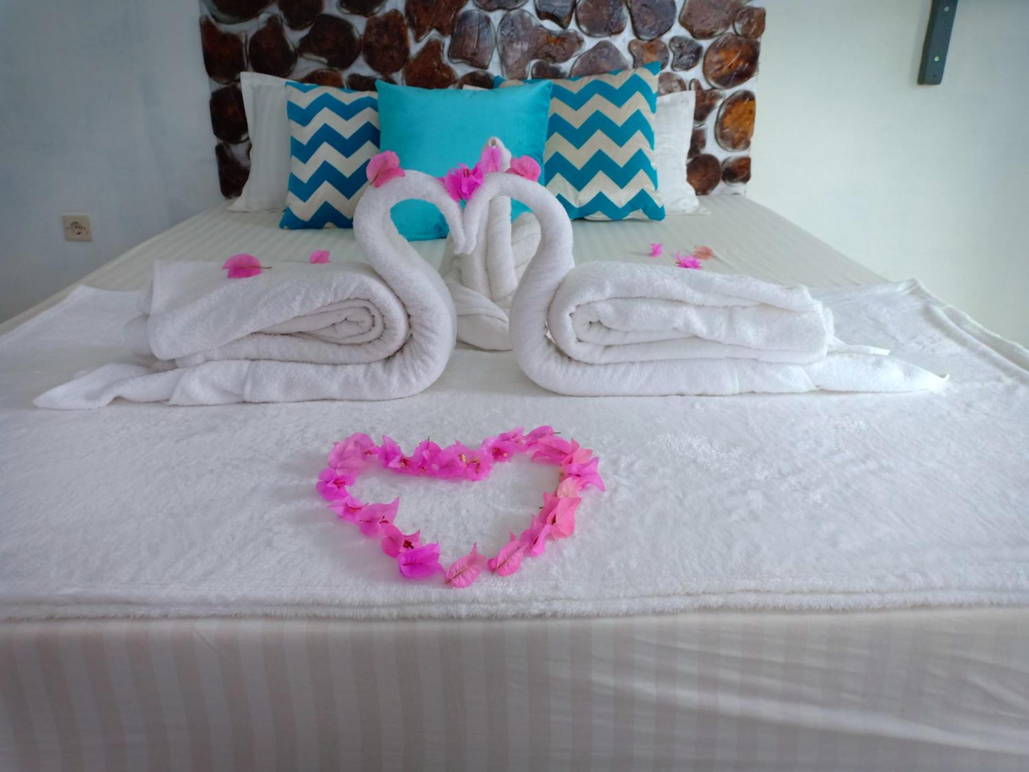 Blue Coral Homestay การีมุนยาวา ภายนอก รูปภาพ