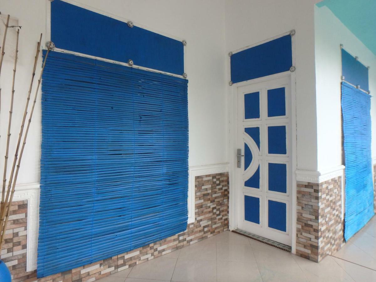 Blue Coral Homestay การีมุนยาวา ภายนอก รูปภาพ