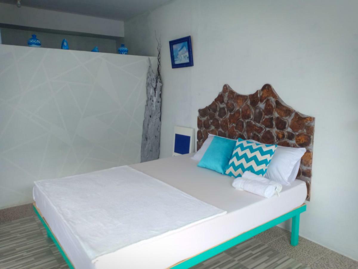 Blue Coral Homestay การีมุนยาวา ภายนอก รูปภาพ